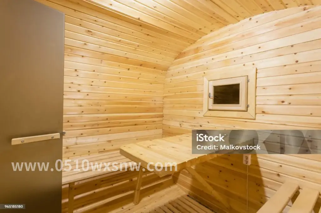 按摩球放松脚底