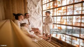 寻访江南水乡的按摩智慧：从古籍到指尖的温情传承 海报